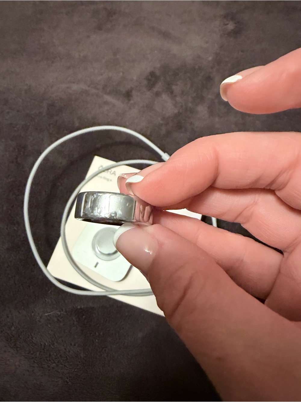Oura Silver Charging Ring with Magnetic Dock Compatibility